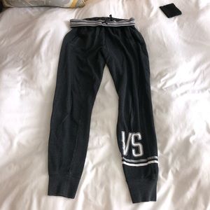 Victoria’s Secret joggers. XS